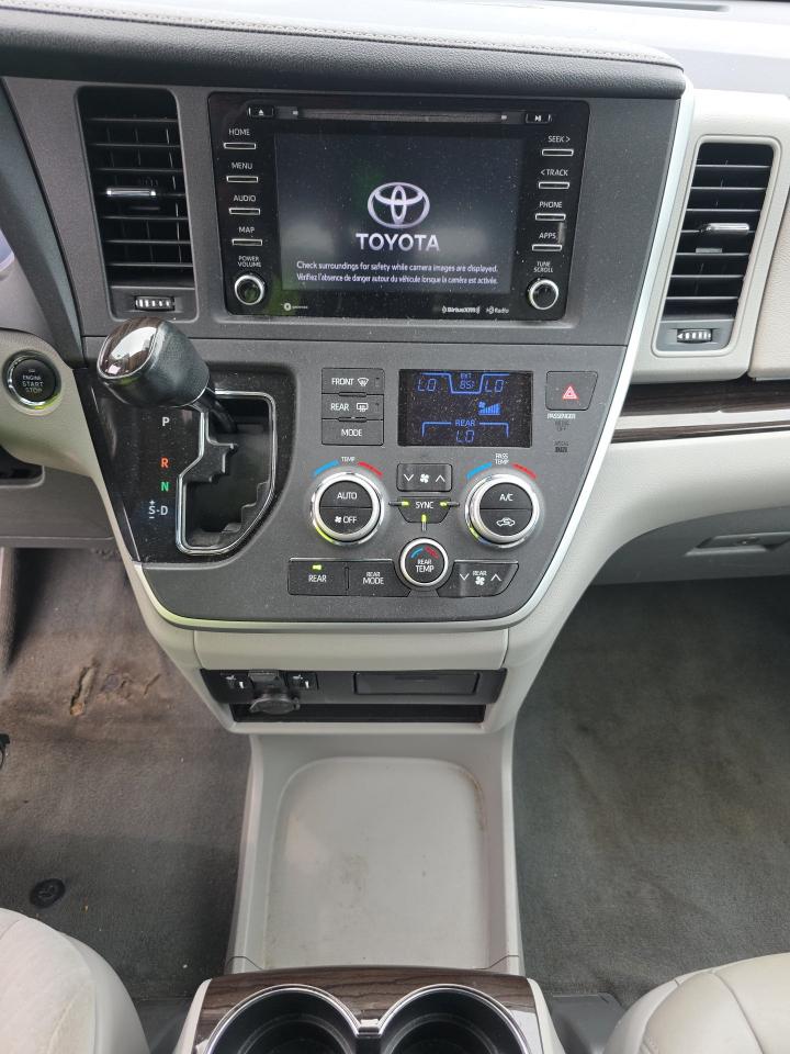 Toyota Sienna  2020