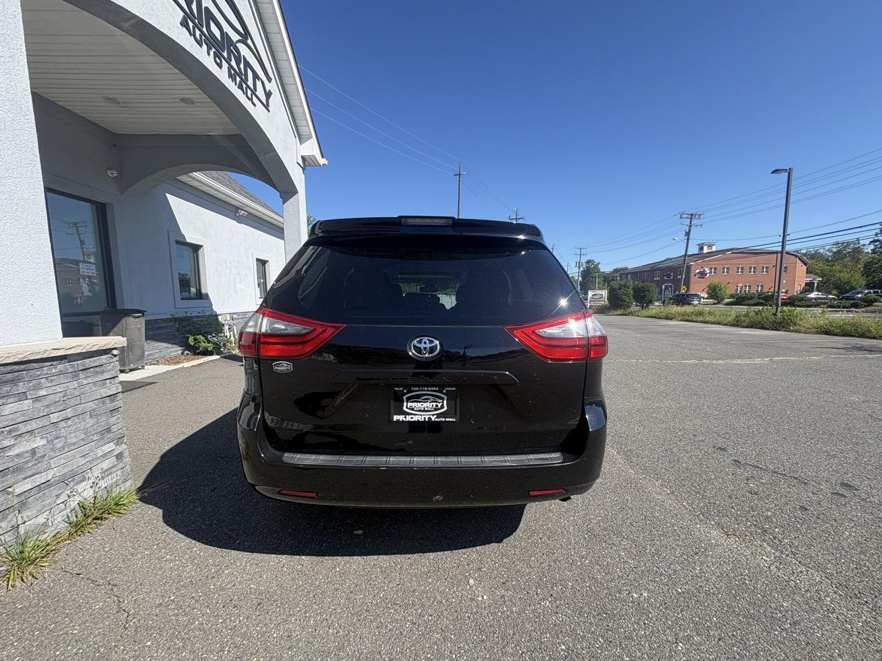 Toyota Sienna  2020
