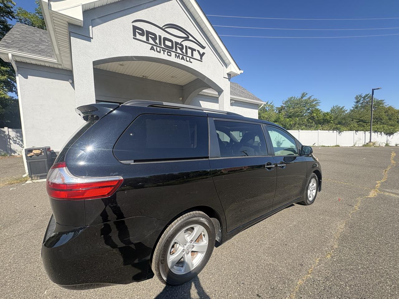 Toyota Sienna  2020