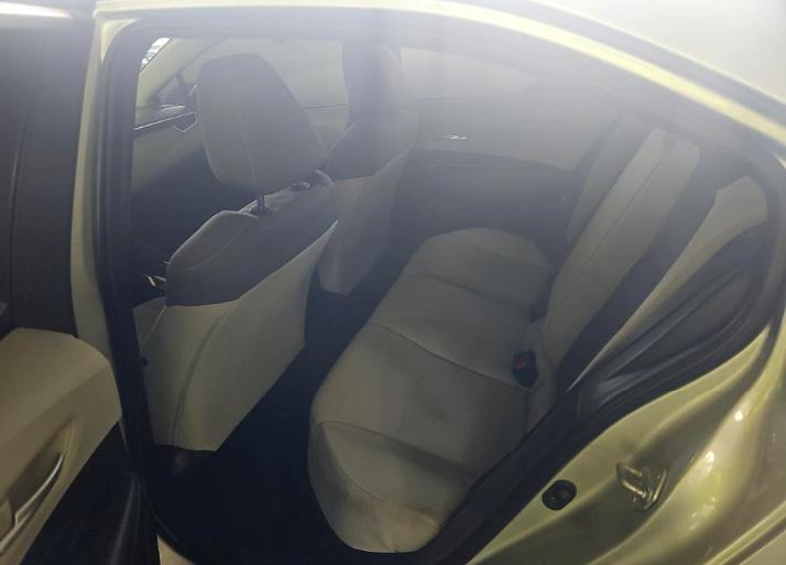 Toyota Corolla LE 2021