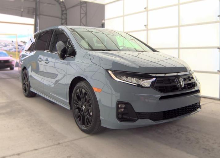 Honda Odyssey Sport-L Auto 2025