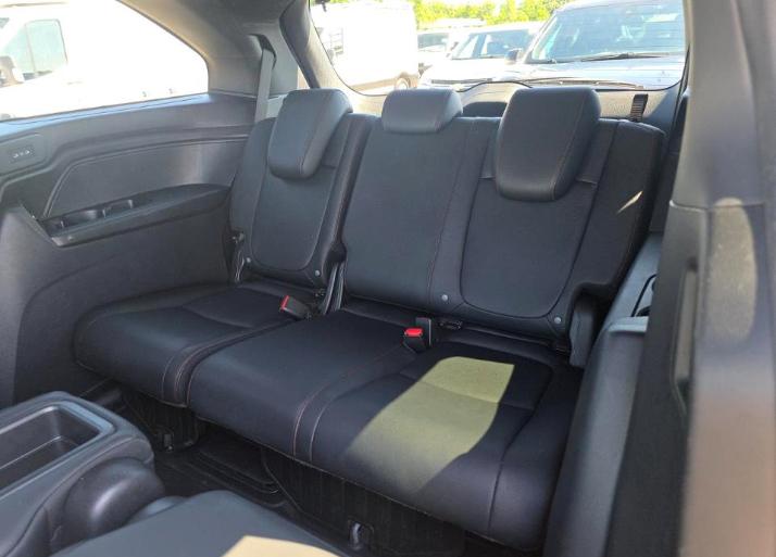 Honda Odyssey Sport-L Auto 2025