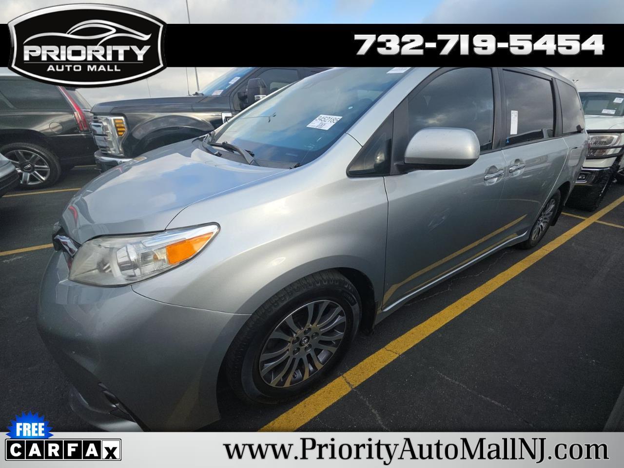 Toyota Sienna XLE 2020