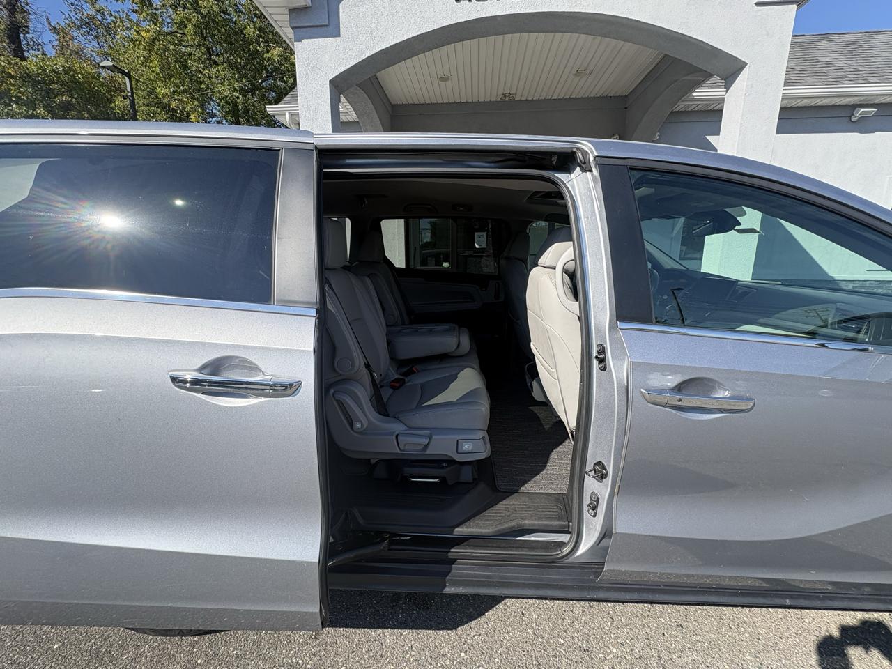 Honda Odyssey EX-L Auto 2024