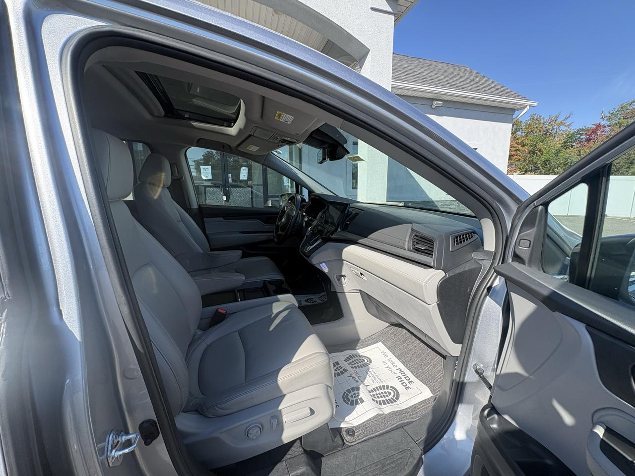 Honda Odyssey EX-L Auto 2024