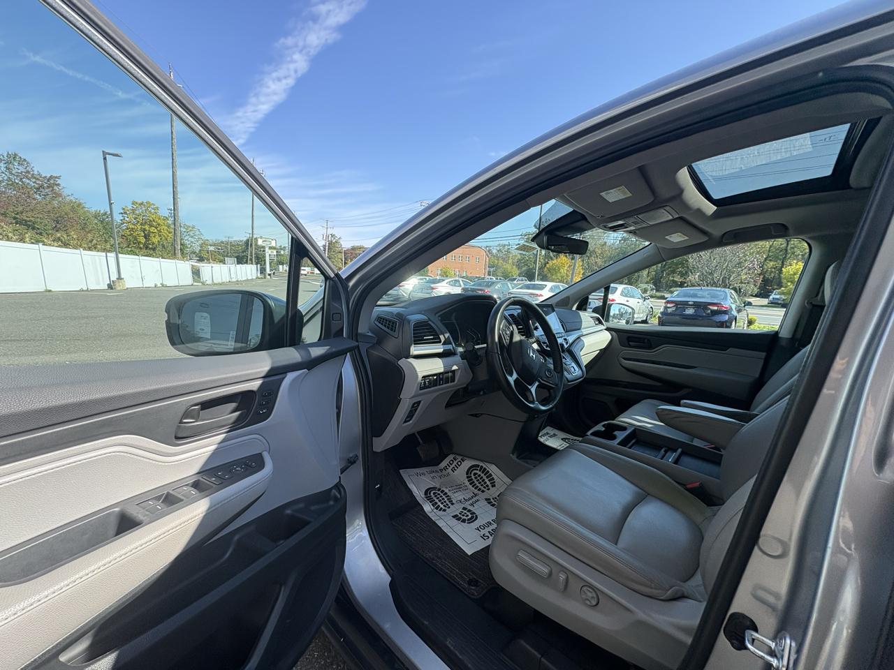 Honda Odyssey EX-L Auto 2024