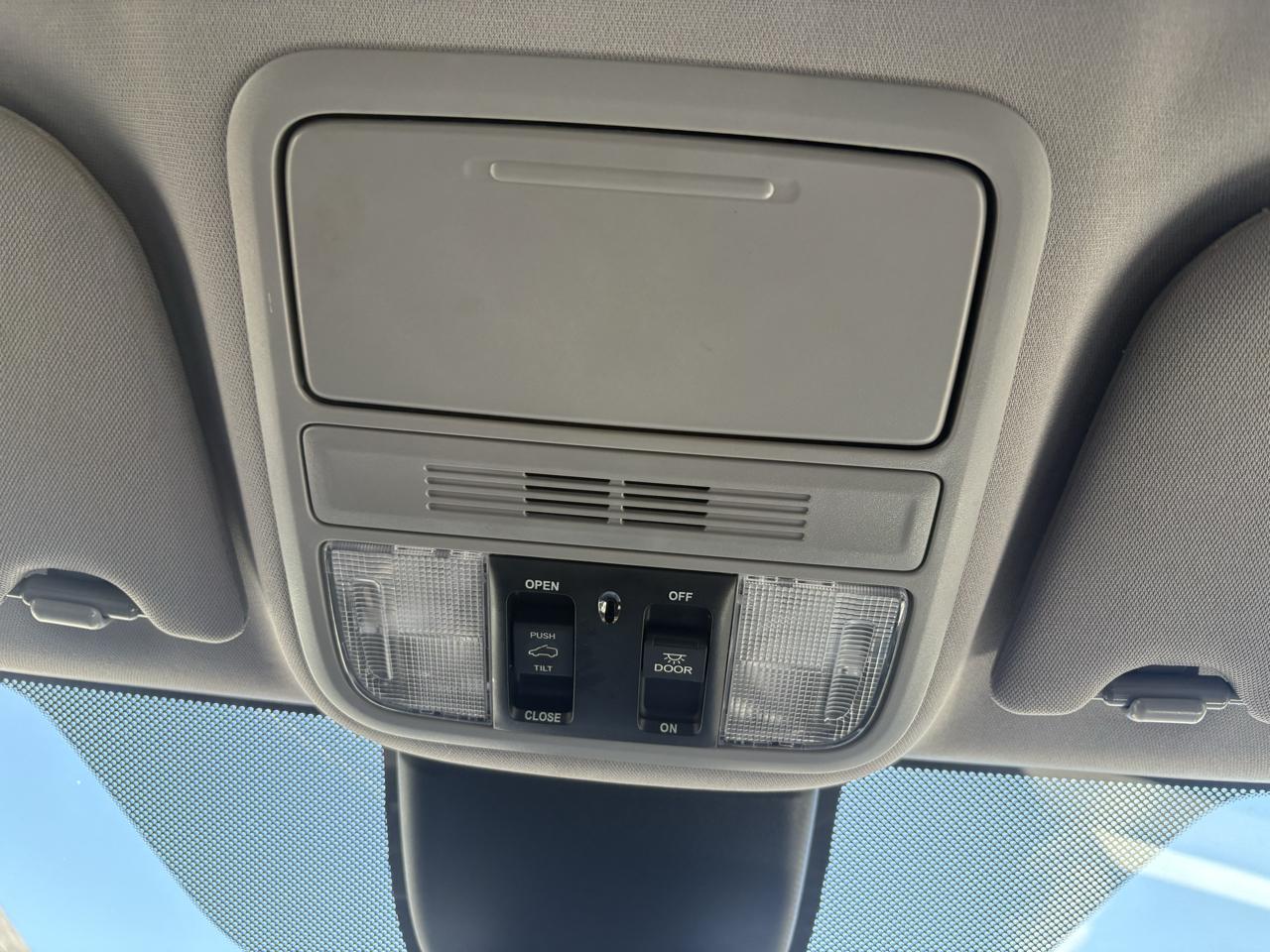 Honda Odyssey EX-L Auto 2024