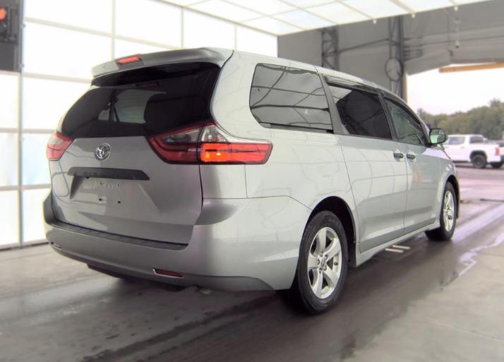 Toyota Sienna L FWD 7-Passenger (Natl) 2020