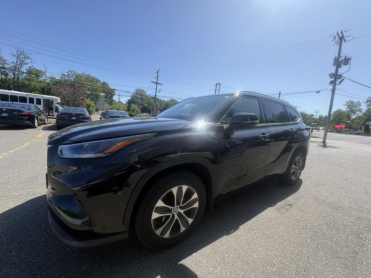 Toyota Highlander XLE AWD (Natl) 2021