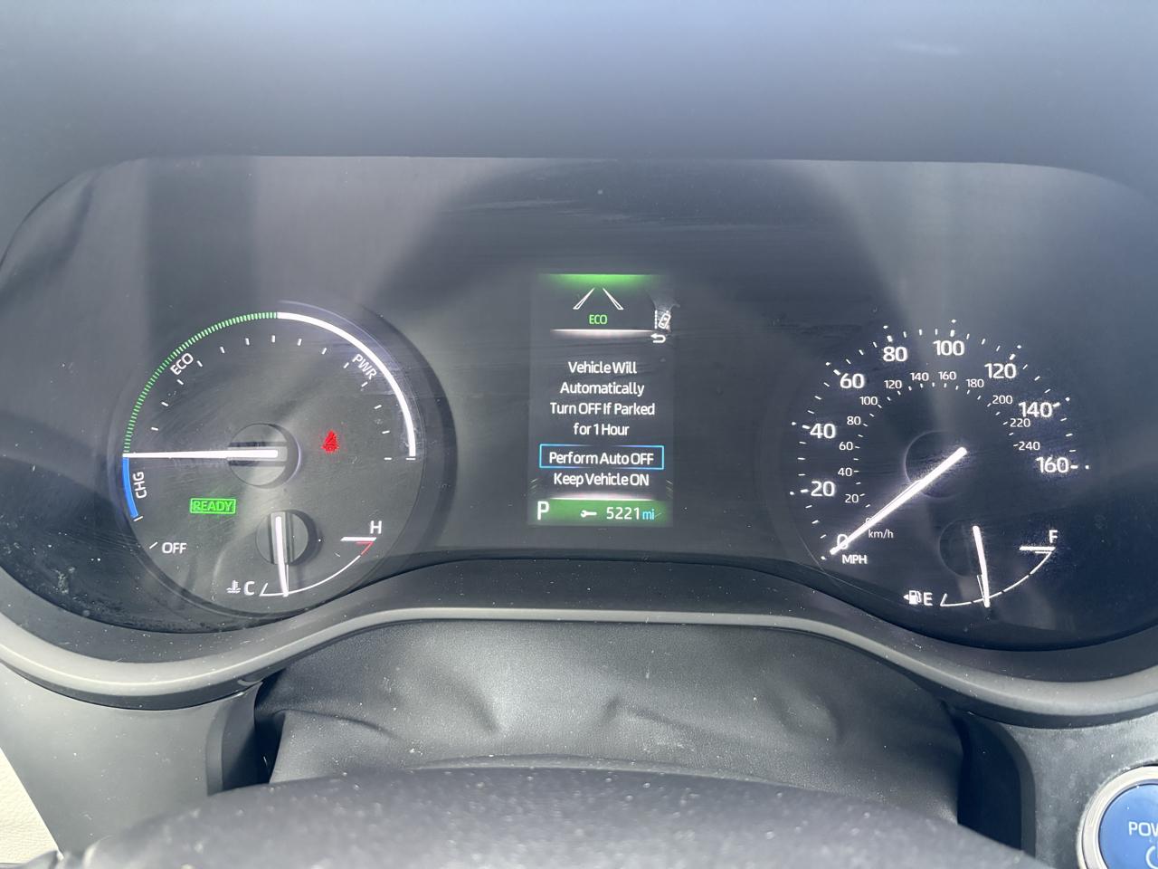 Toyota Sienna LE FWD 8-Passenger (Natl) 2022