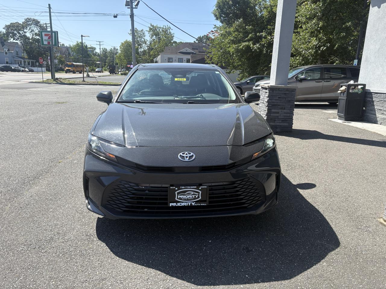 Toyota Camry LE 2025