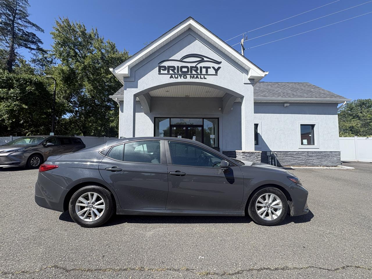 Toyota Camry LE 2025