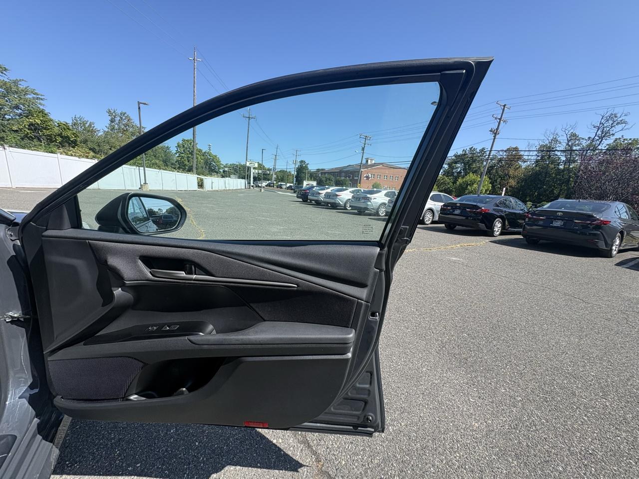 Toyota Camry LE 2025