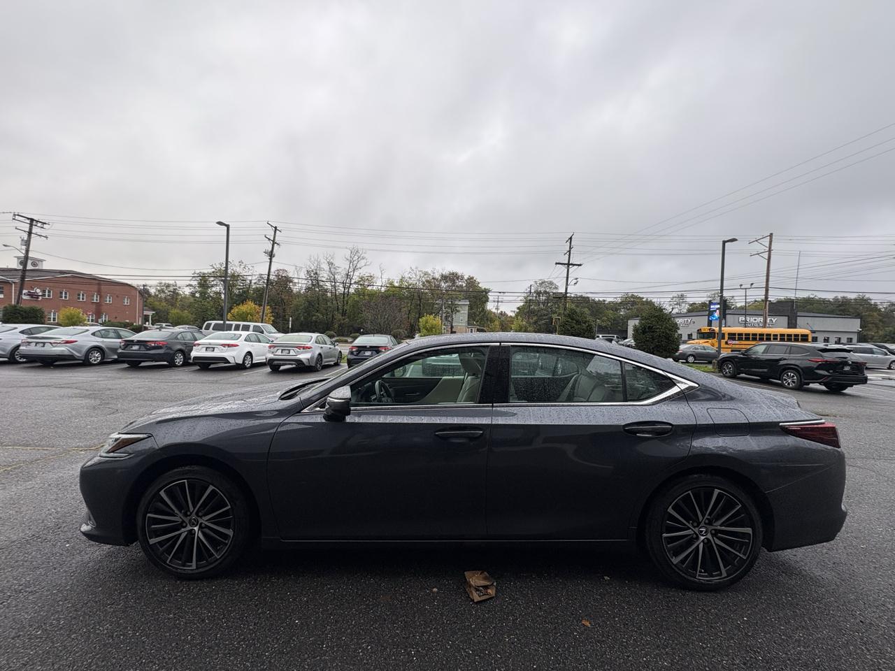 Lexus ES ES 350 FWD 2024