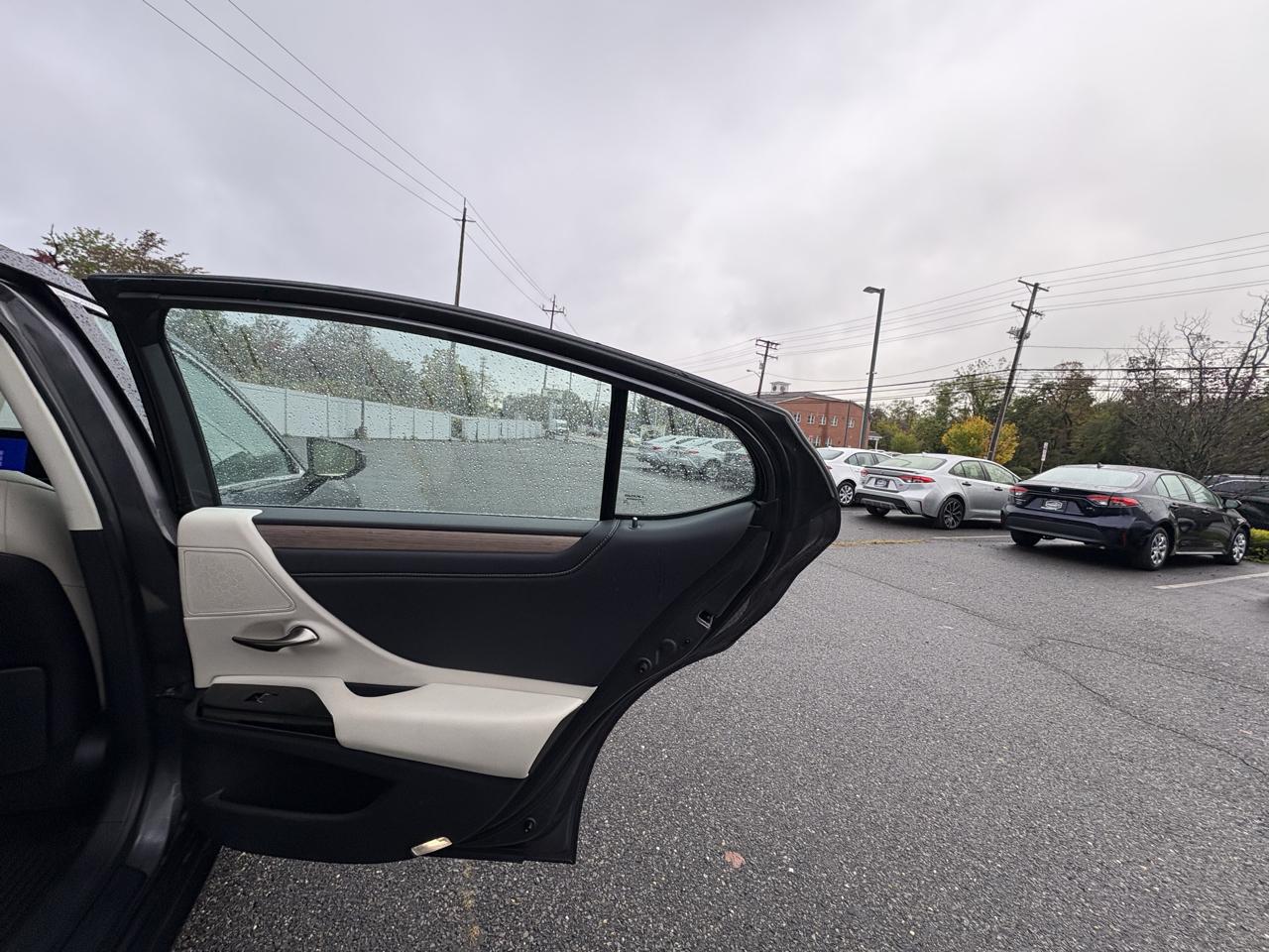 Lexus ES ES 350 FWD 2024