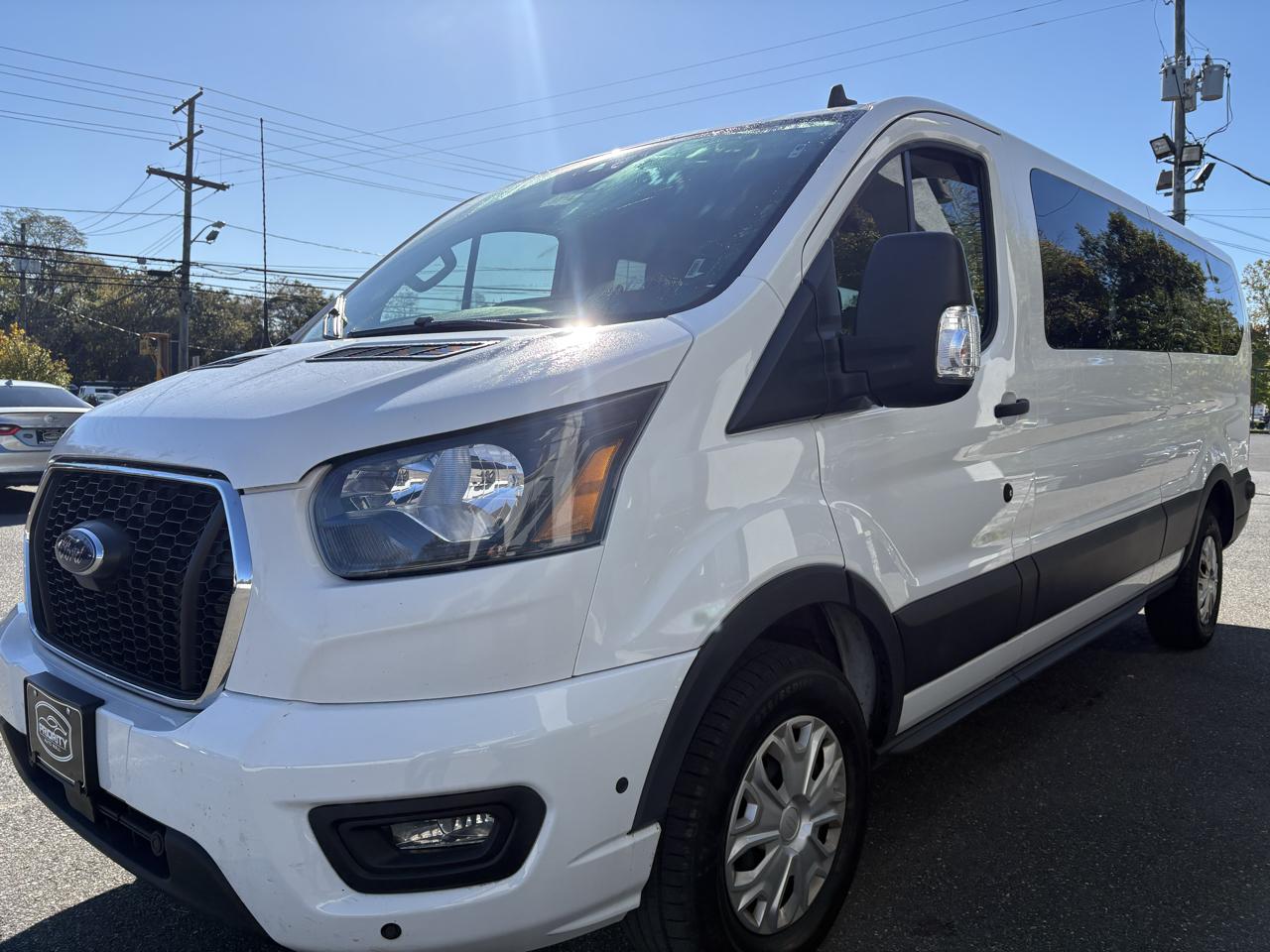 Ford Transit Passenger Wagon T-350 148" Low Roof XLT RWD 2024