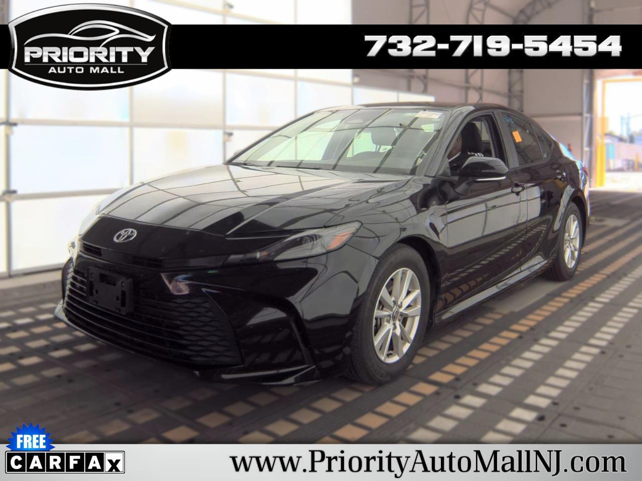 Toyota Camry  2025