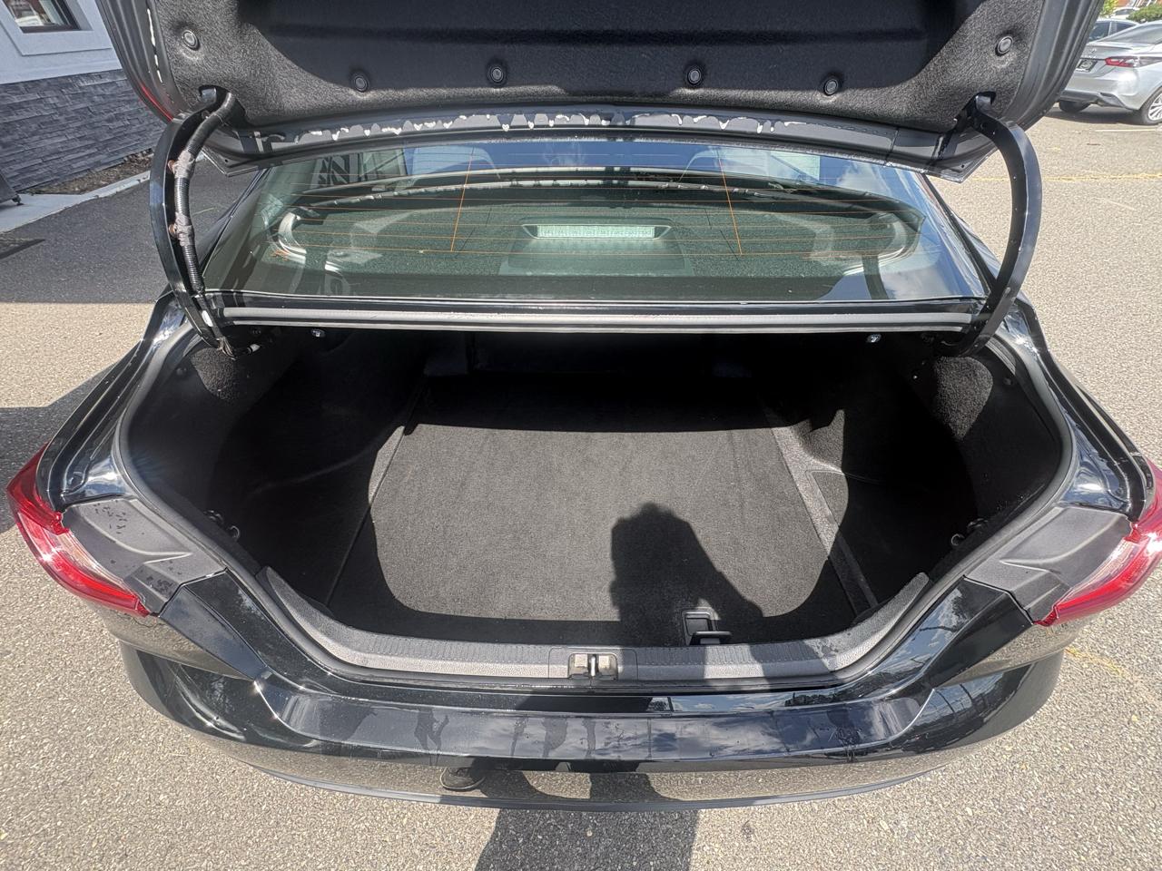Toyota Camry  2025