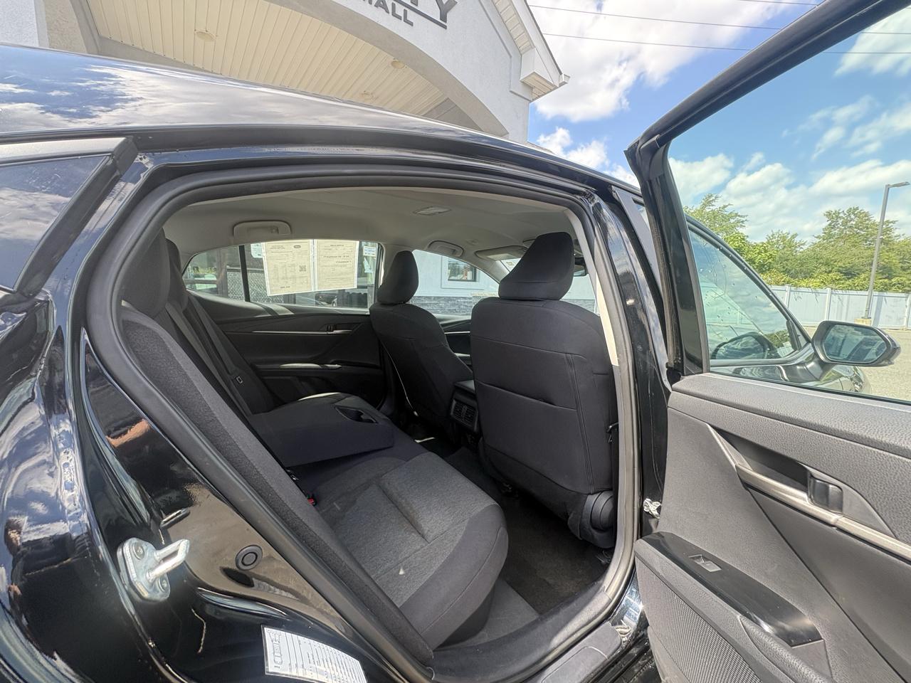 Toyota Camry  2025