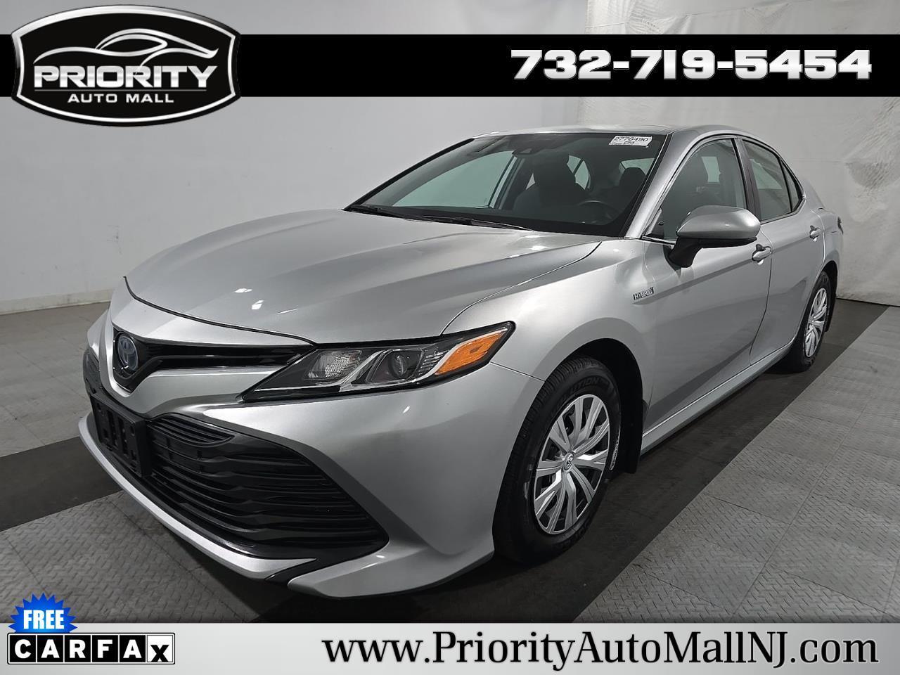 2020 Toyota Camry LE Hyb 4D Sedan FWD
