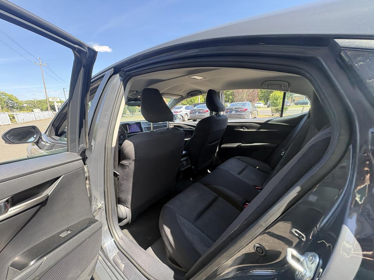 Toyota Camry XLE (Natl) 2025