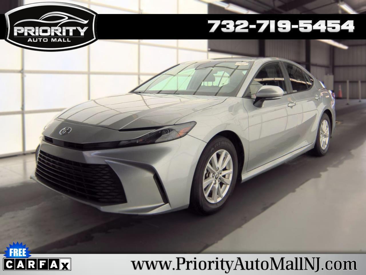 Toyota Camry  2025