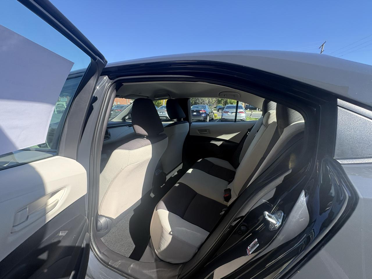 Toyota Corolla LE 2025