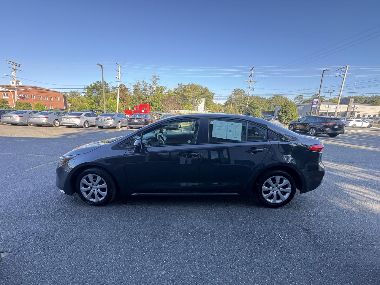 Toyota Corolla LE 2025