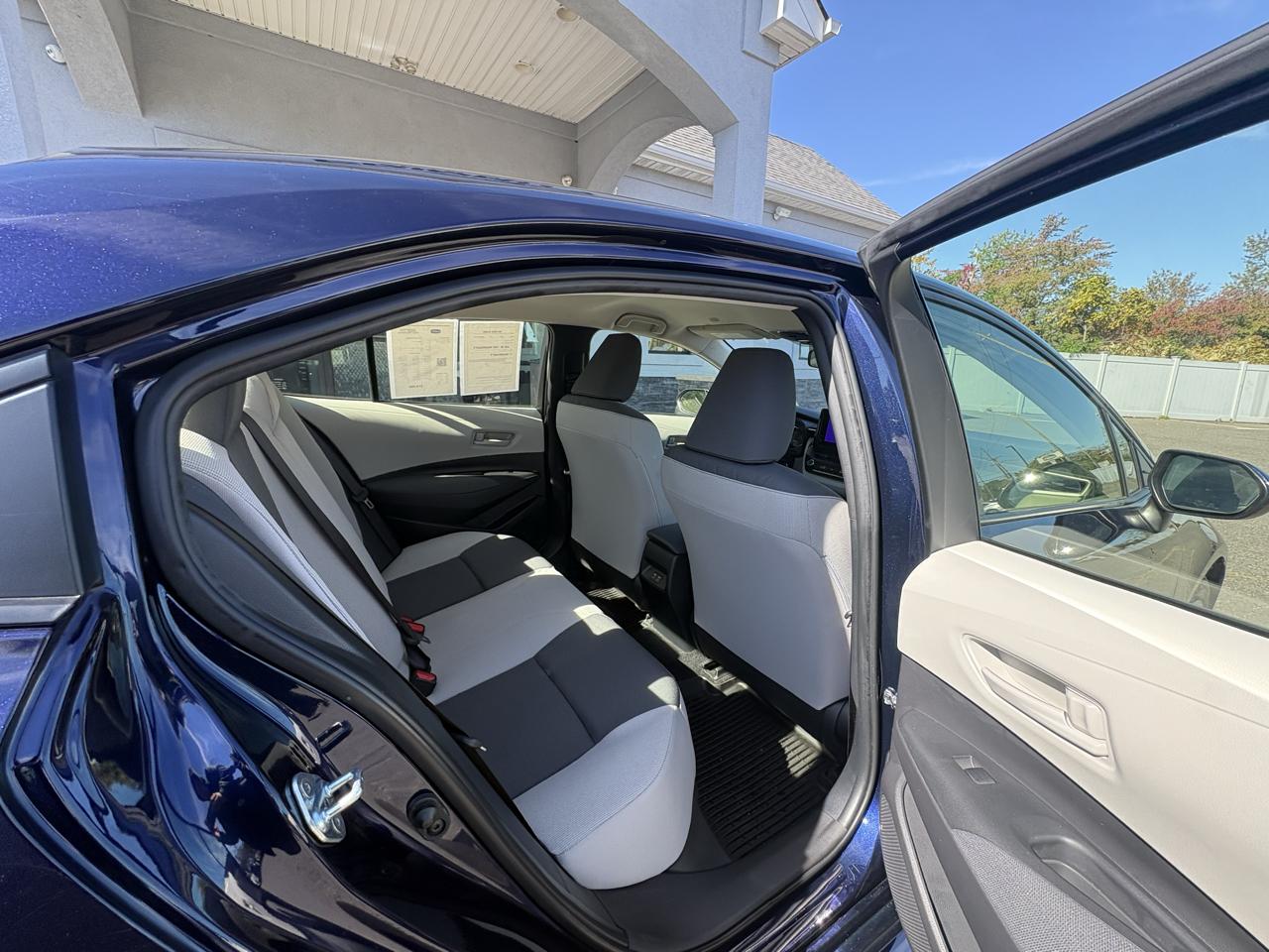 Toyota Corolla LE 2023