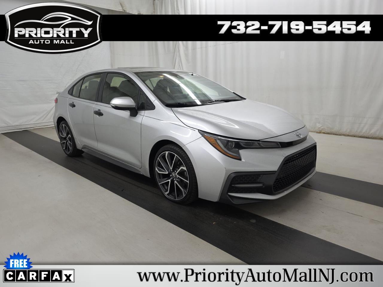 Toyota Corolla SE Nightshade CVT (Natl) 2022