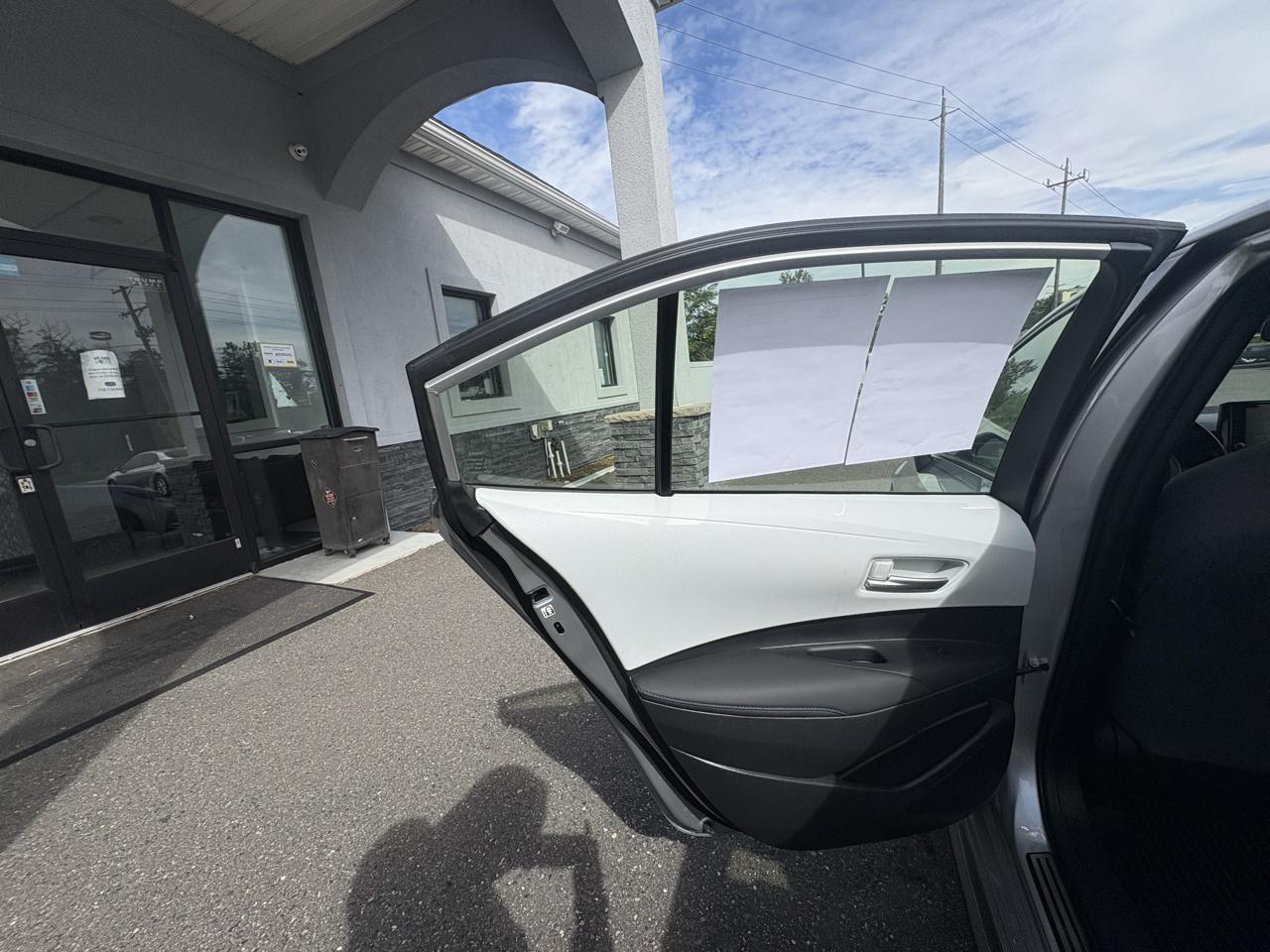 Toyota Corolla SE Nightshade CVT (Natl) 2022