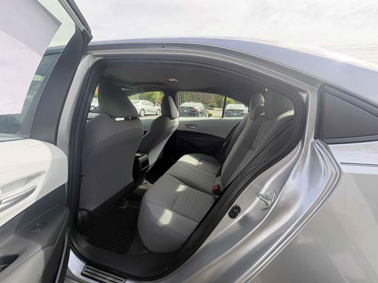 Toyota Corolla SE Nightshade CVT (Natl) 2022