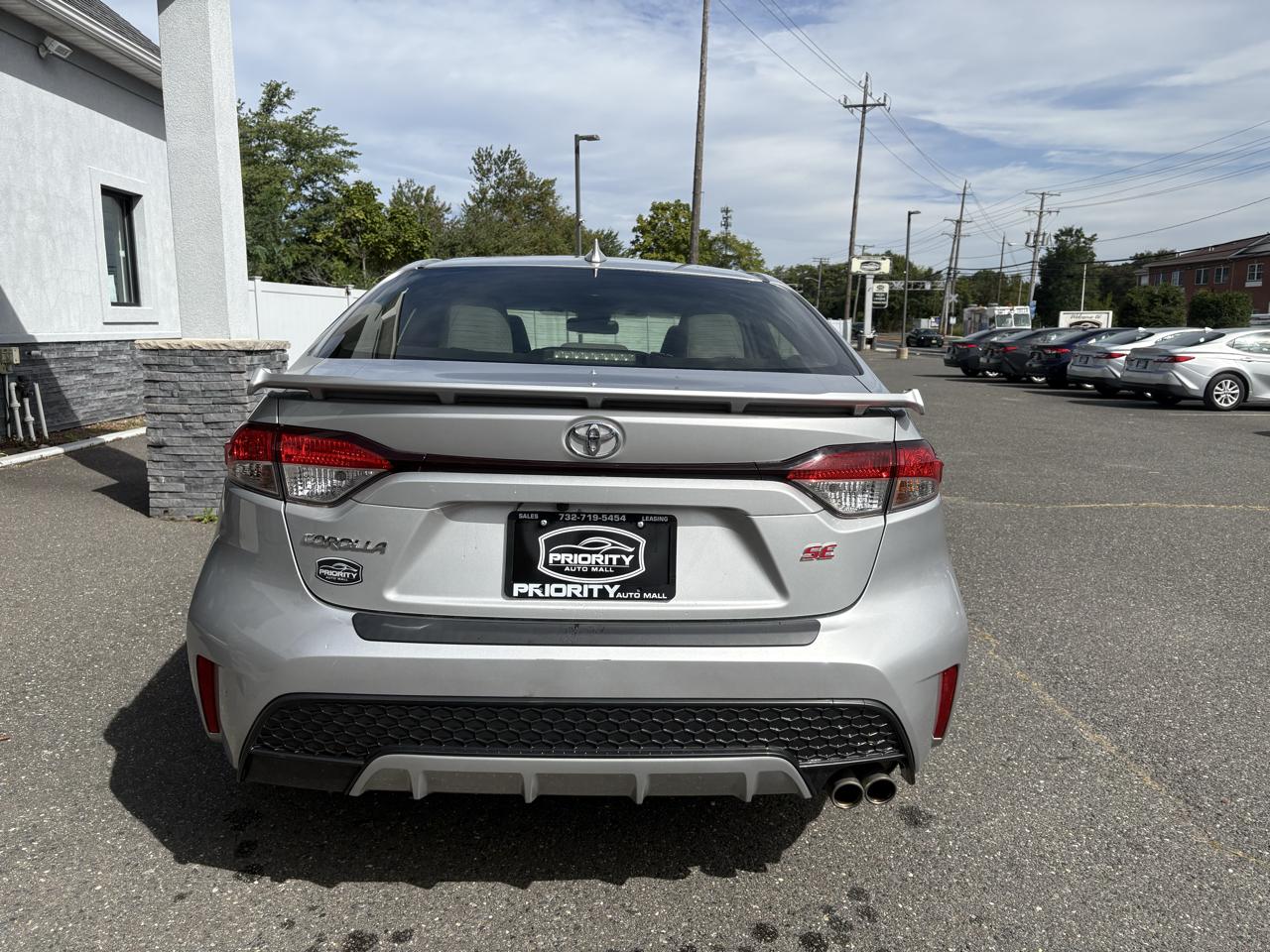 Toyota Corolla SE Nightshade CVT (Natl) 2022