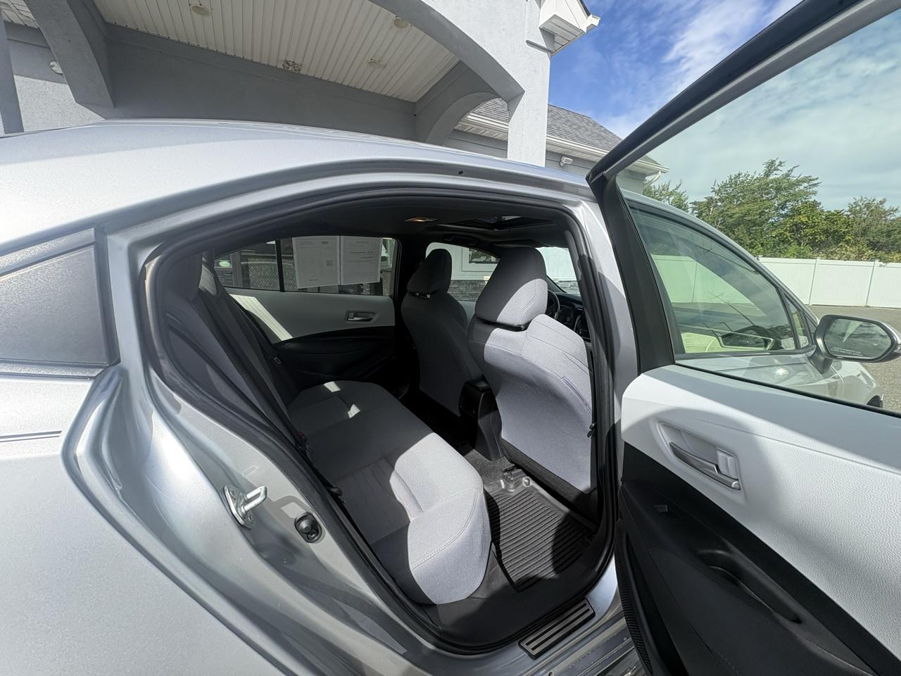Toyota Corolla SE Nightshade CVT (Natl) 2022