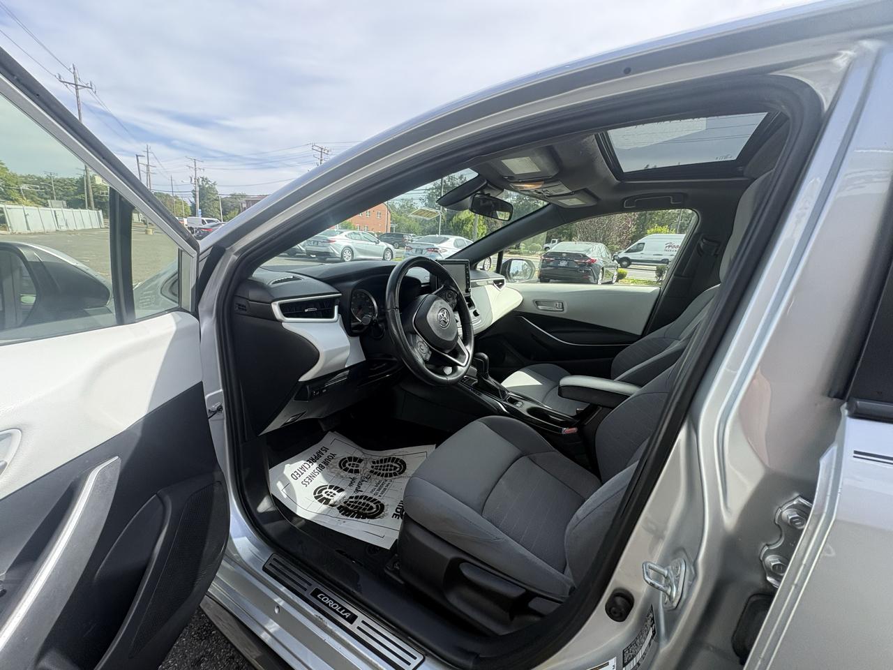Toyota Corolla SE Nightshade CVT (Natl) 2022
