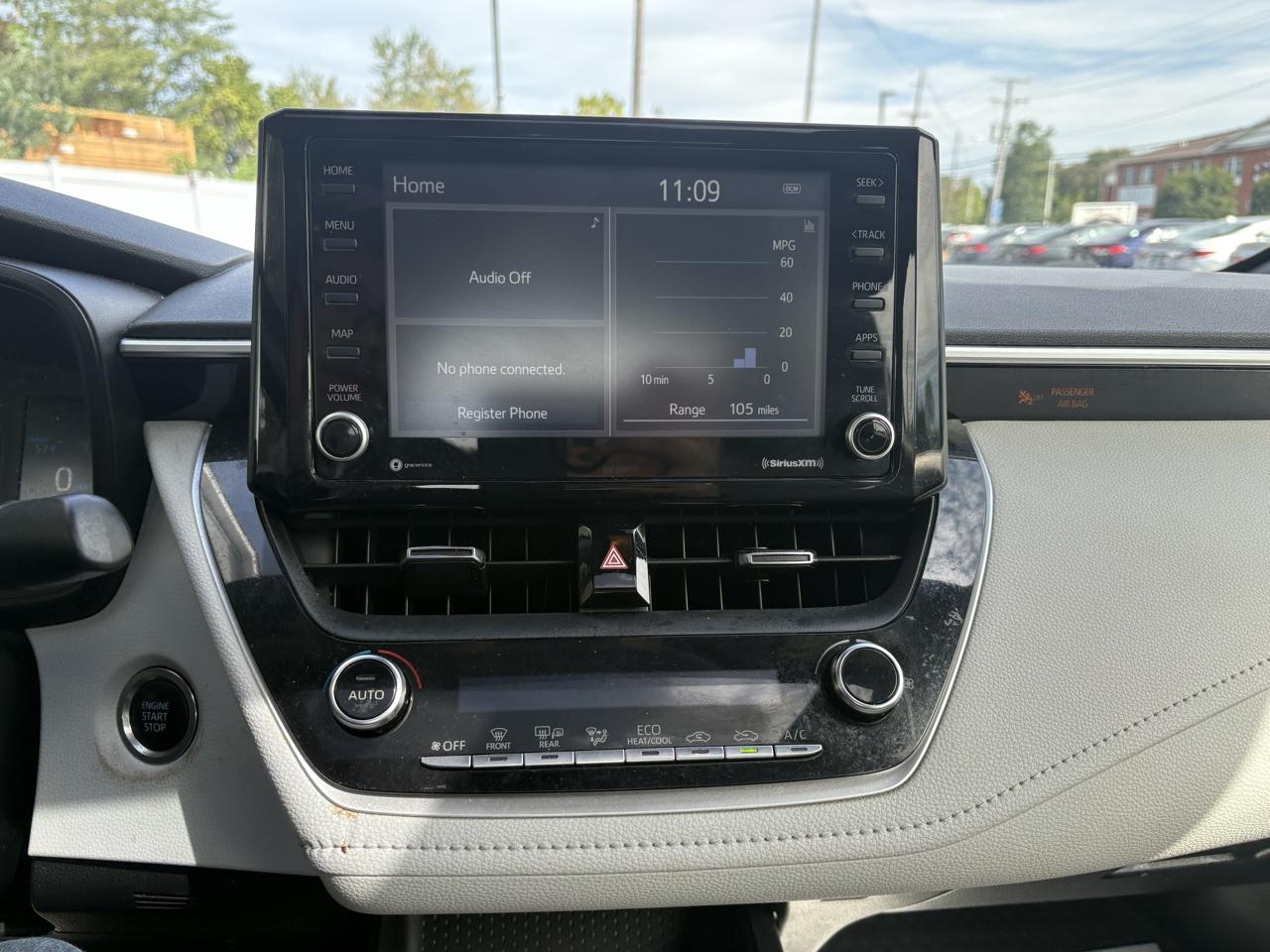 Toyota Corolla SE Nightshade CVT (Natl) 2022