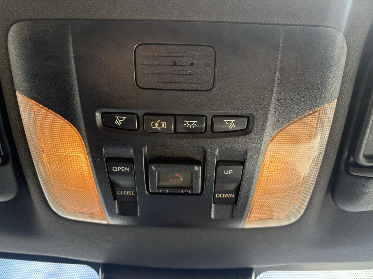 Toyota Corolla SE Nightshade CVT (Natl) 2022