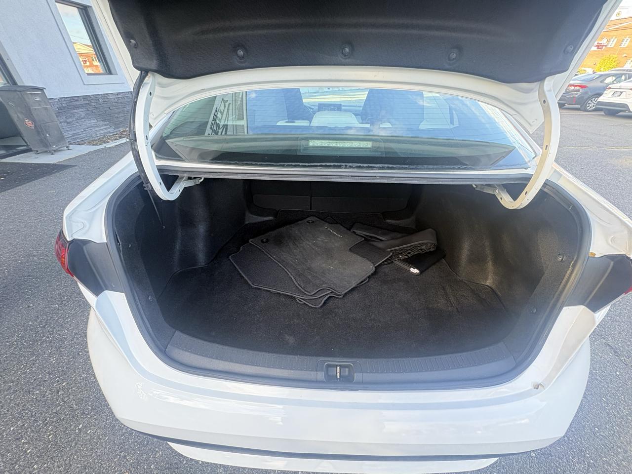 Toyota Corolla L CVT (Natl) 2020