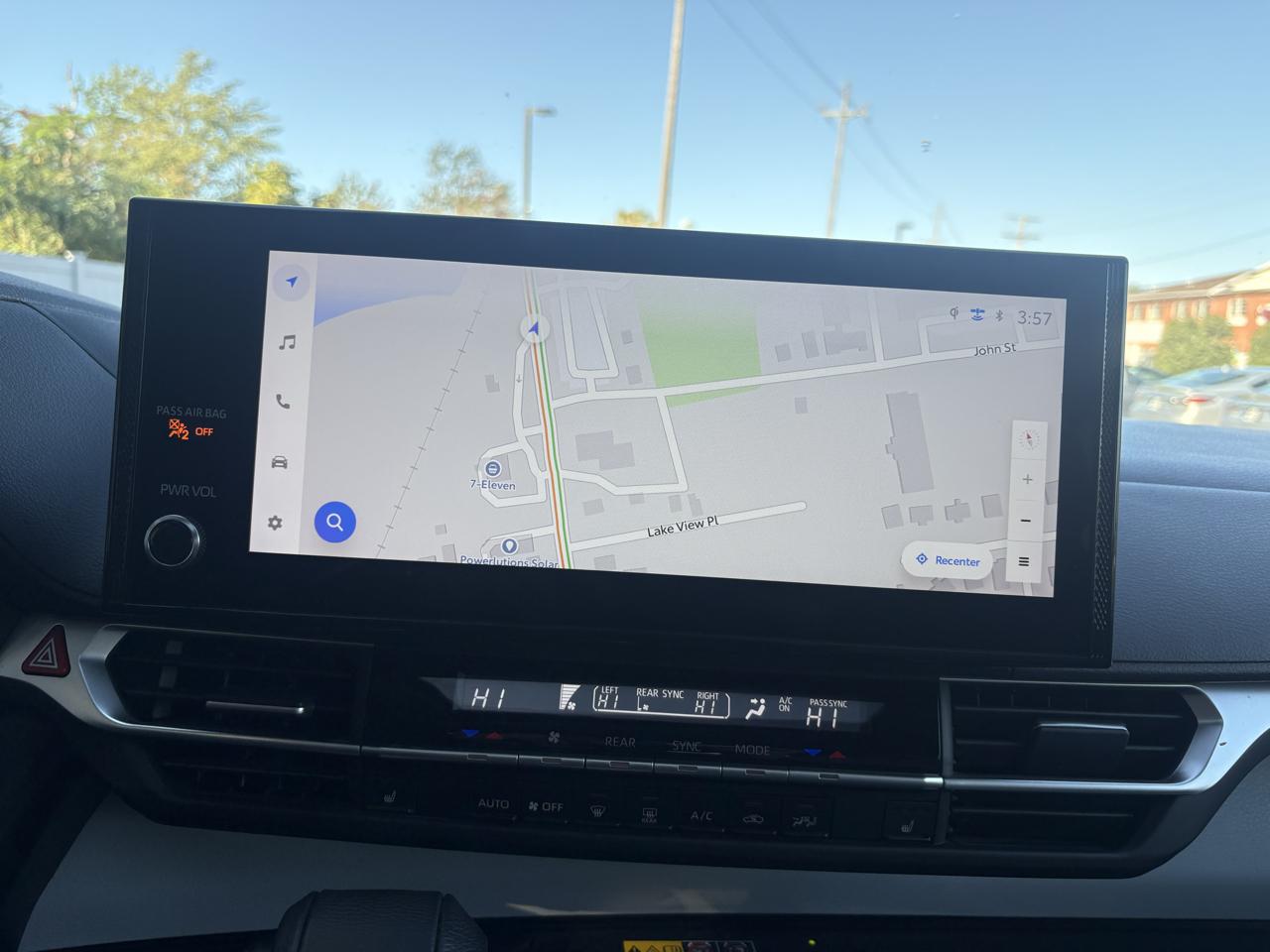 Toyota Sienna XLE FWD 8-Passenger (Natl) 2026