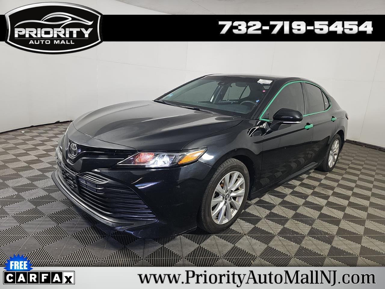 Toyota Camry XLE Auto (Natl) 2018