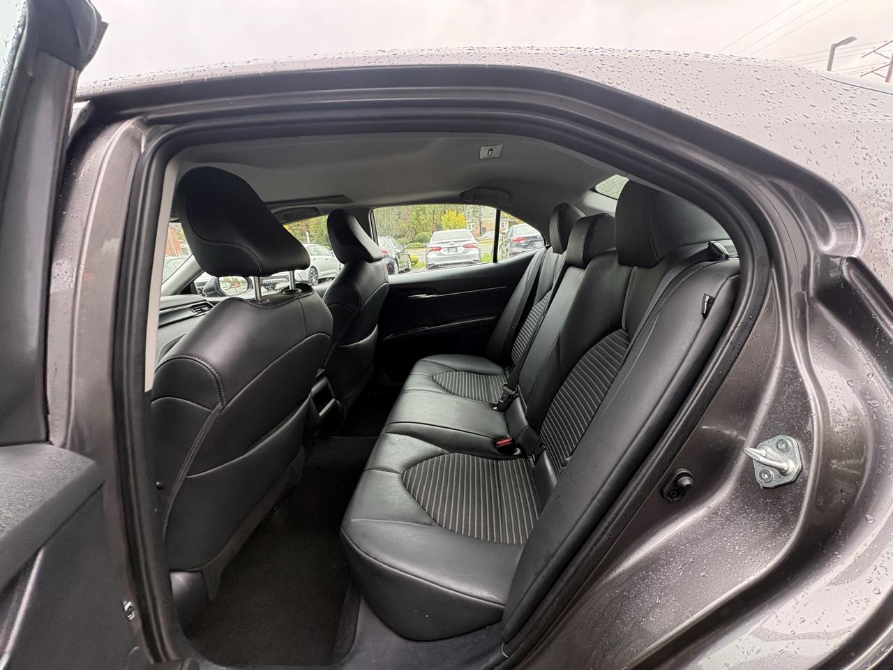 Toyota Camry SE Auto AWD (Natl) 2024