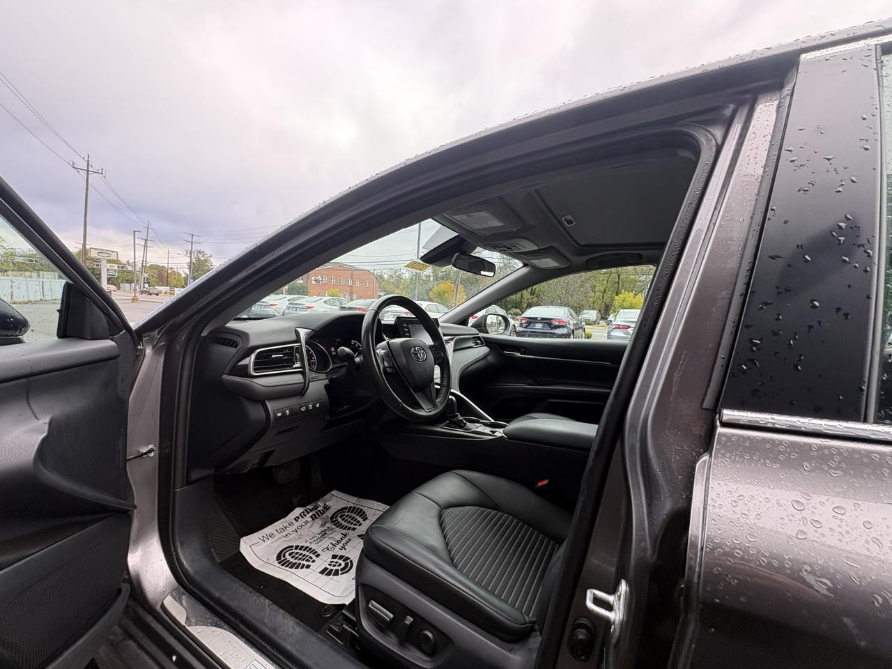 Toyota Camry SE Auto AWD (Natl) 2024