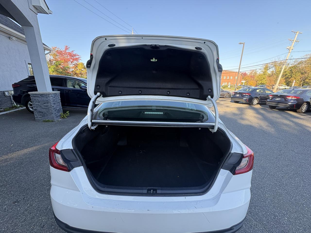Toyota Camry LE 2025