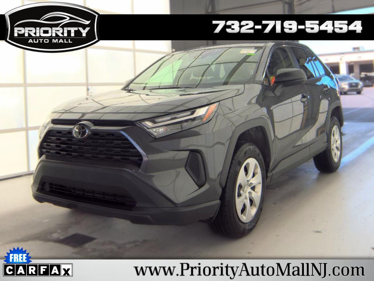 Toyota RAV4 LE AWD (Natl) 2025