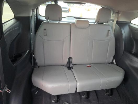 Toyota Sienna XLE FWD 8-Passenger (Natl) 2025
