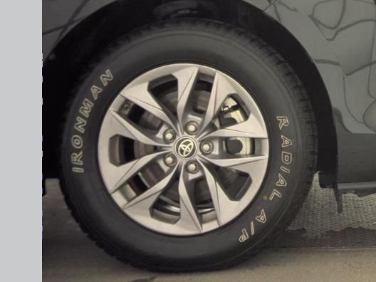 Toyota Sienna LE FWD 8-Passenger (Natl) 2025