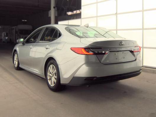 Toyota Camry  2025