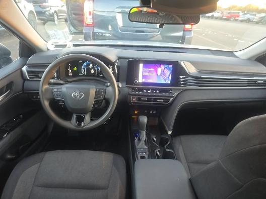 Toyota Camry  2025
