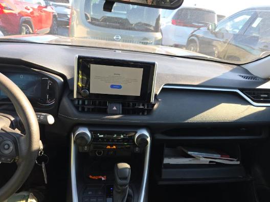 Toyota RAV4 LE FWD (Natl) 2025