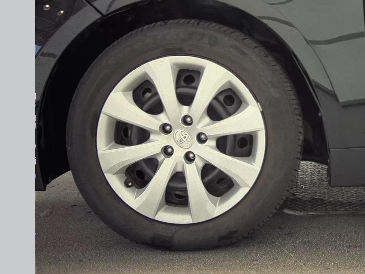 Toyota Corolla LE CVT (Natl) 2025